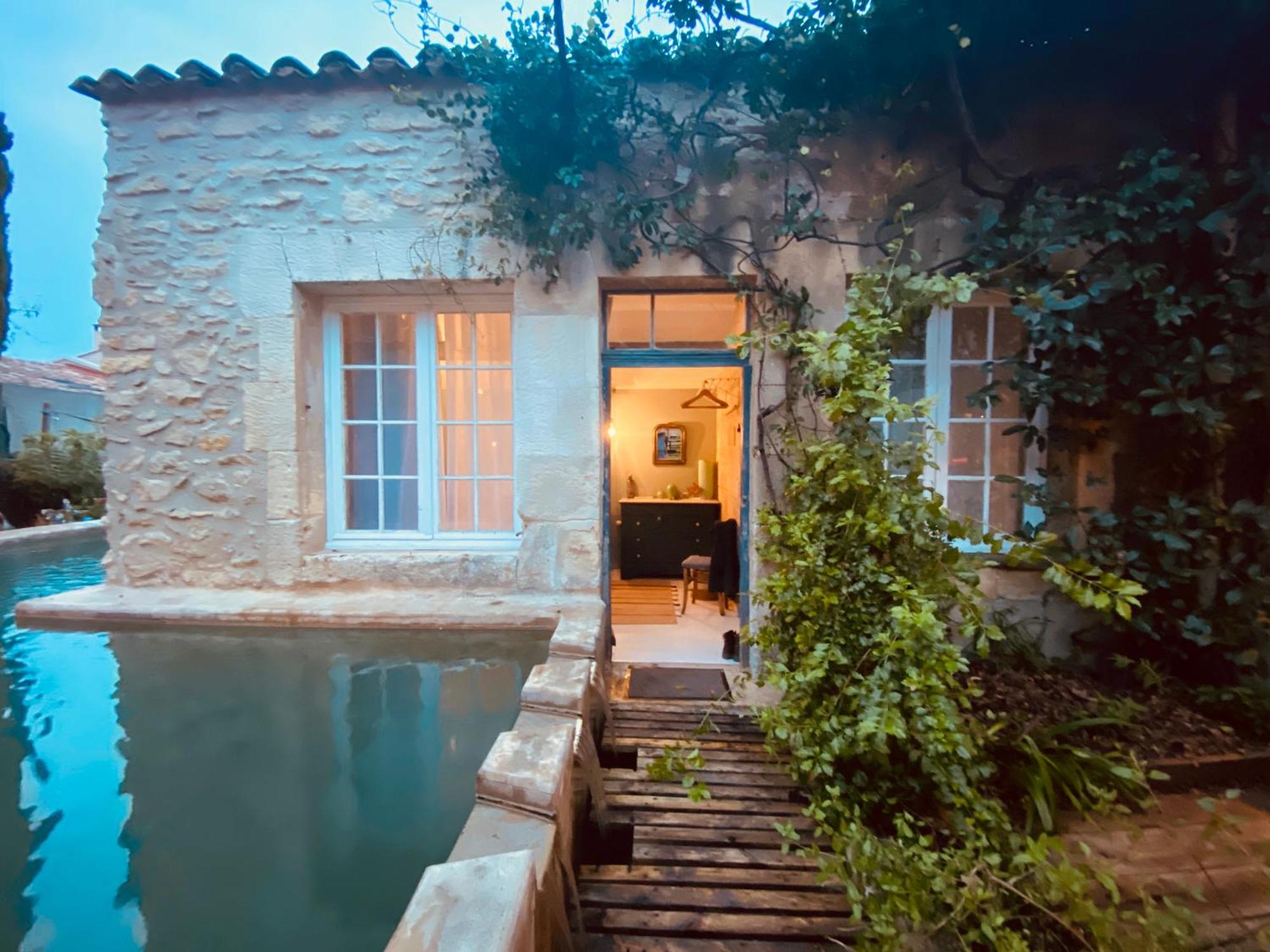M&S - Maison Feraud Saint-Rémy-de-Provence Rom bilde